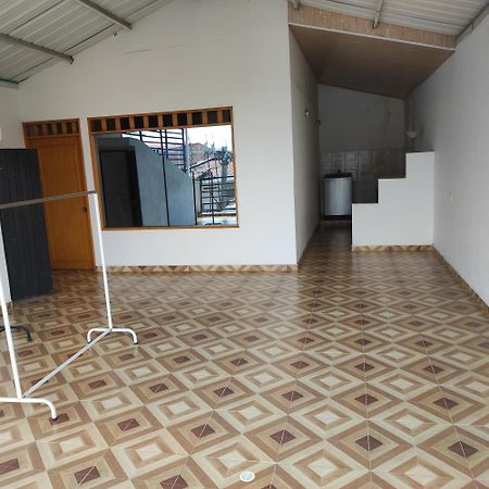 Vivienda Turistica Benicalap! Apartment Cali Luaran gambar