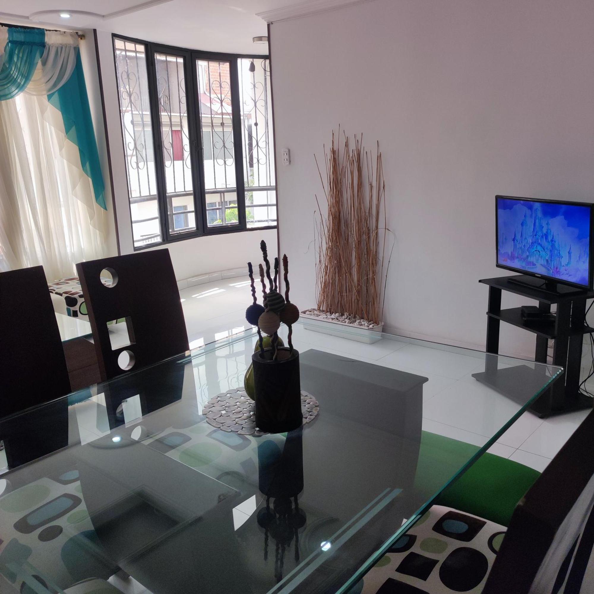 Vivienda Turistica Benicalap! Apartment Cali Luaran gambar